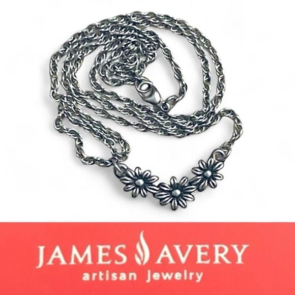 James Avery Margarita Three Flowers Sterling Silver Necklace Retired - Picture 1 of 15